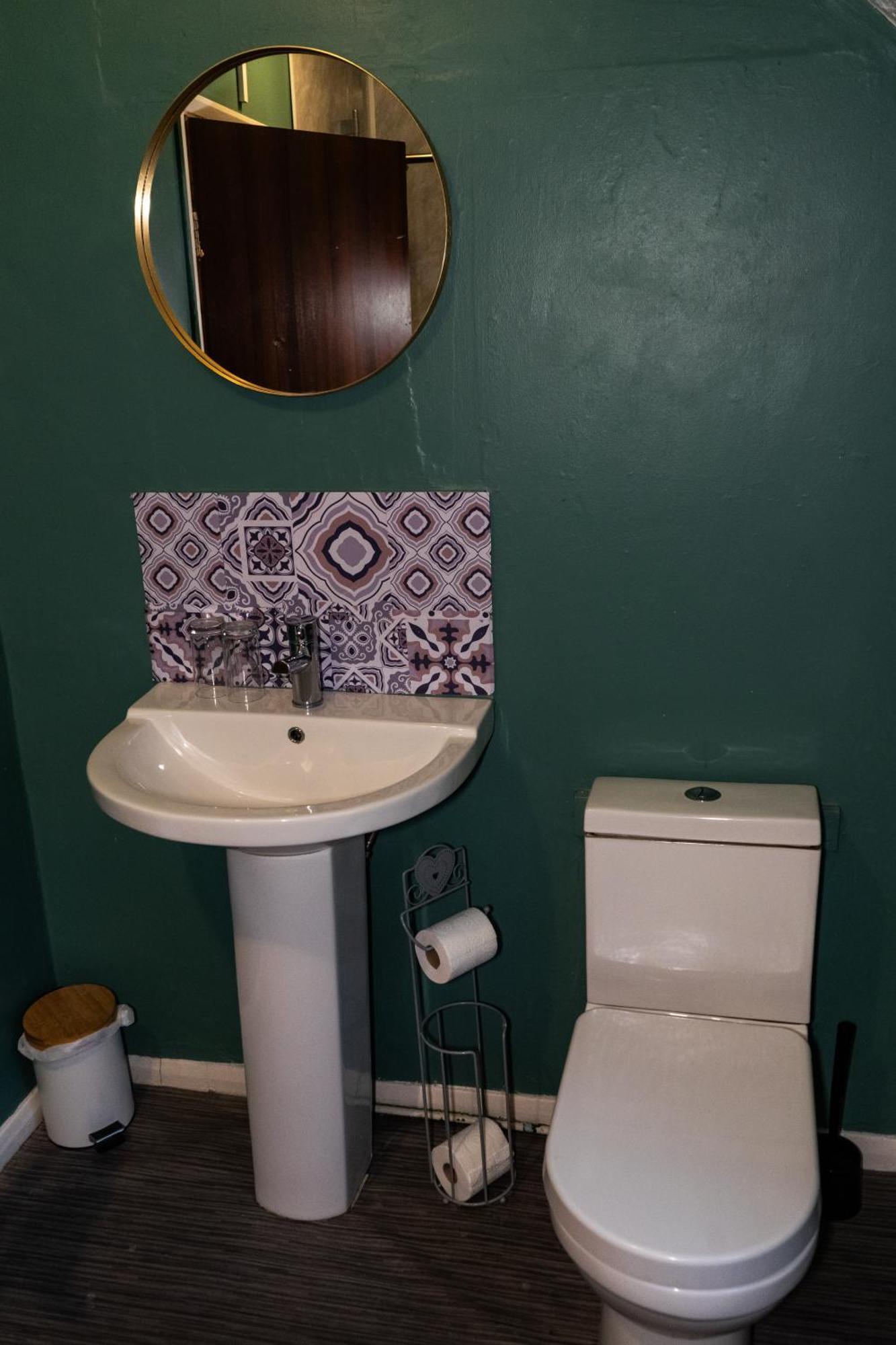 The Lodge At Carlton Tavern Free Parking York Extérieur photo